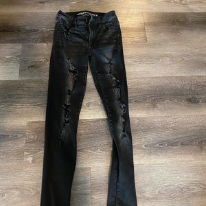 ripped black skinny jeans
